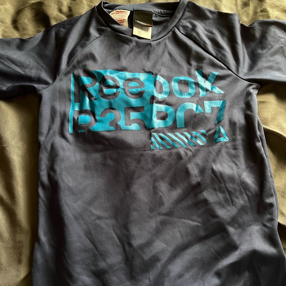 Reebok tshirt
